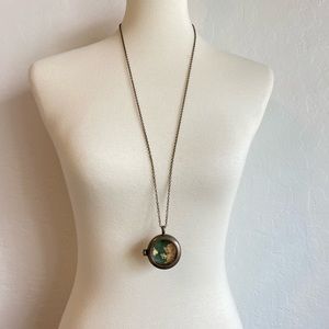 Alaska travel Locket 18 inches New